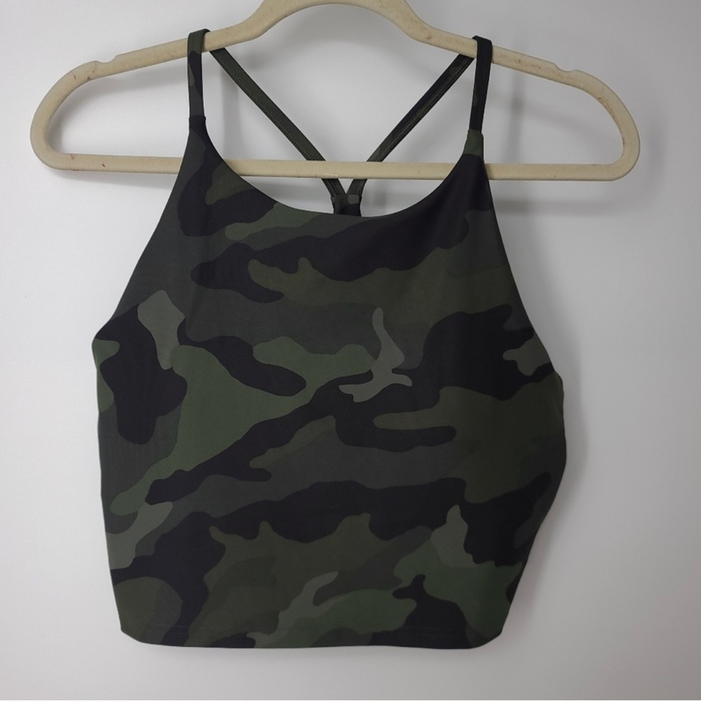 Old Navy Powersoft Light Supports Longline Camouflage Sports Bra Size Large